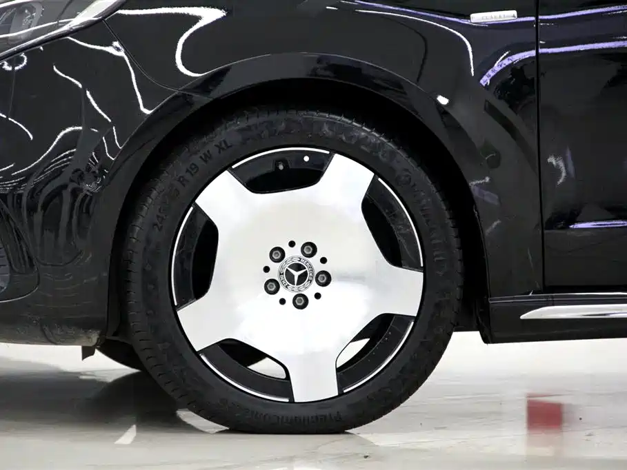 Mercedes-Benz V-Class 2024 V 300 L Long Wheelbase Luxury Edition фото 30