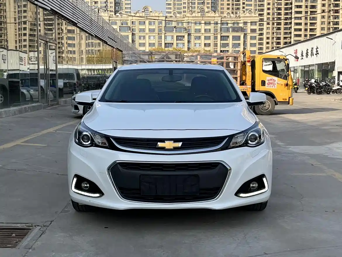 Chevrolet Malibu 2016 1.6T Automatic Luxury Edition фото 2
