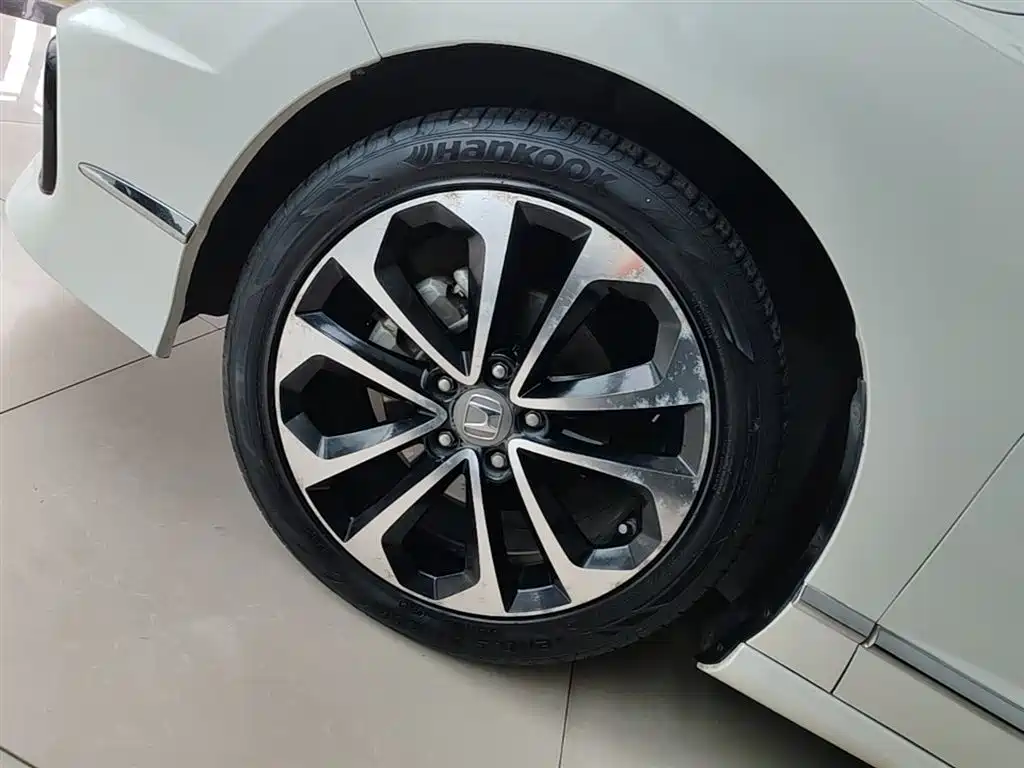 Honda Spirior 2015 2015 2.0L Premium Edition