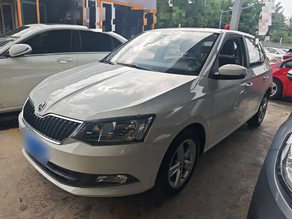 Photo 1 - Škoda Fabia