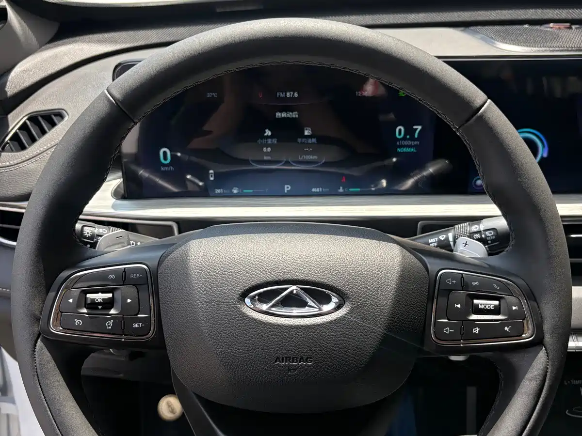 Фото 14 - Chery Tiggo 8 PLUS