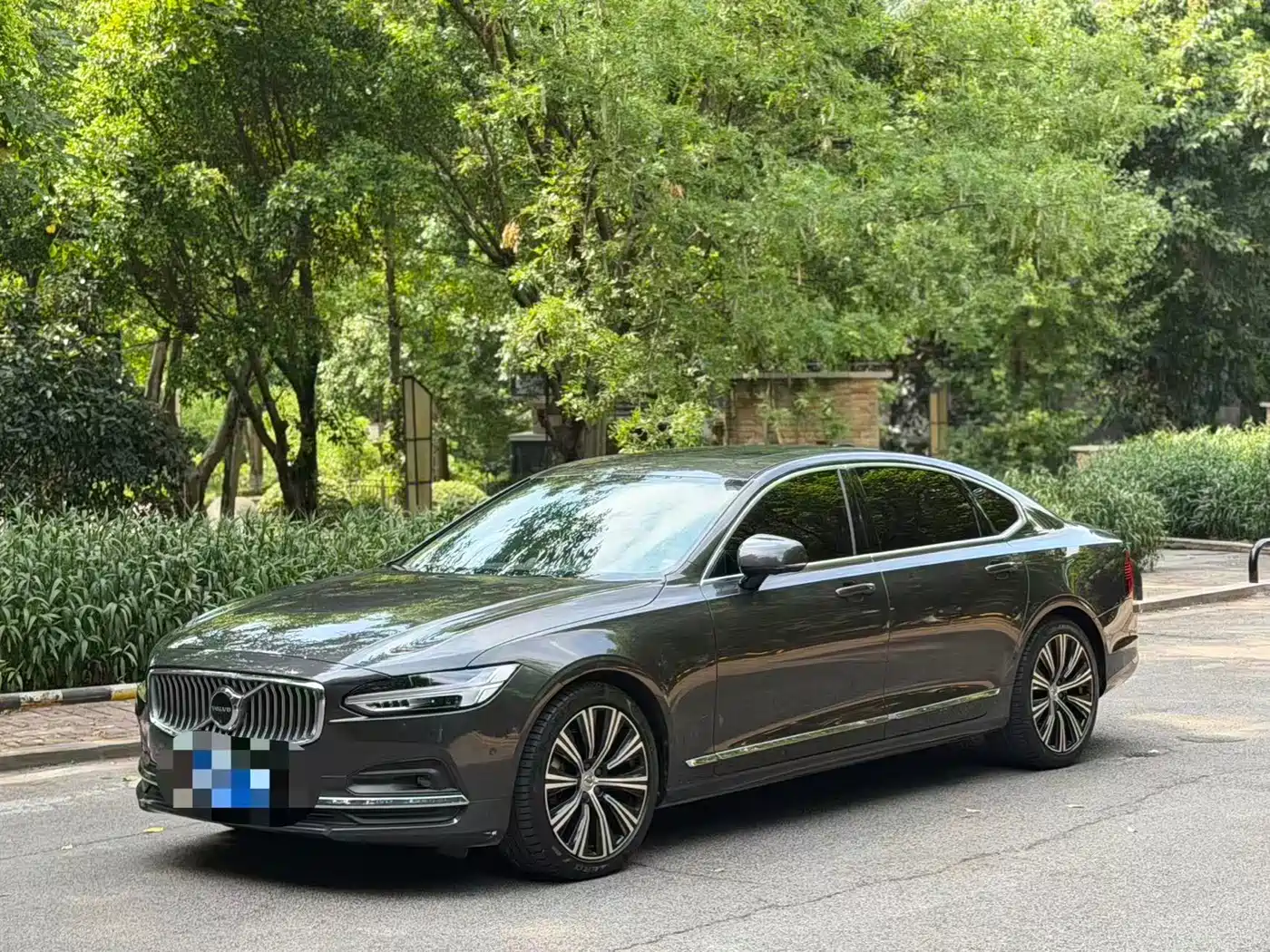 Volvo S90