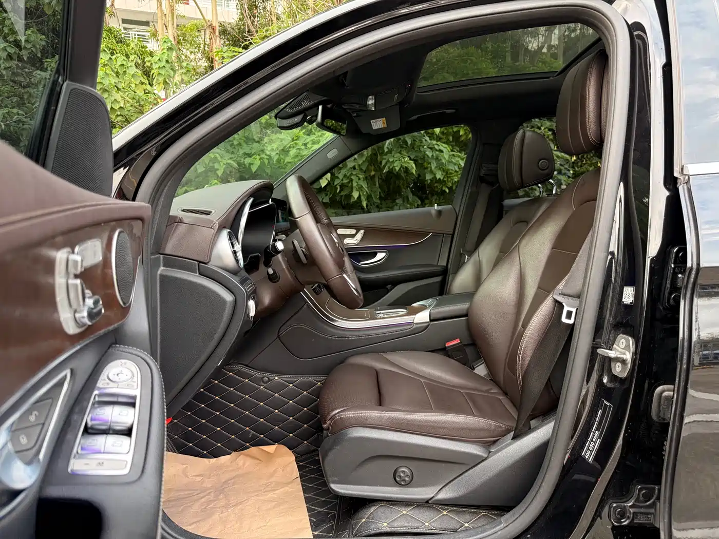 Mercedes-Benz GLC 2022 Model GLC 260 L 4MATIC Luxury Edition фото 13