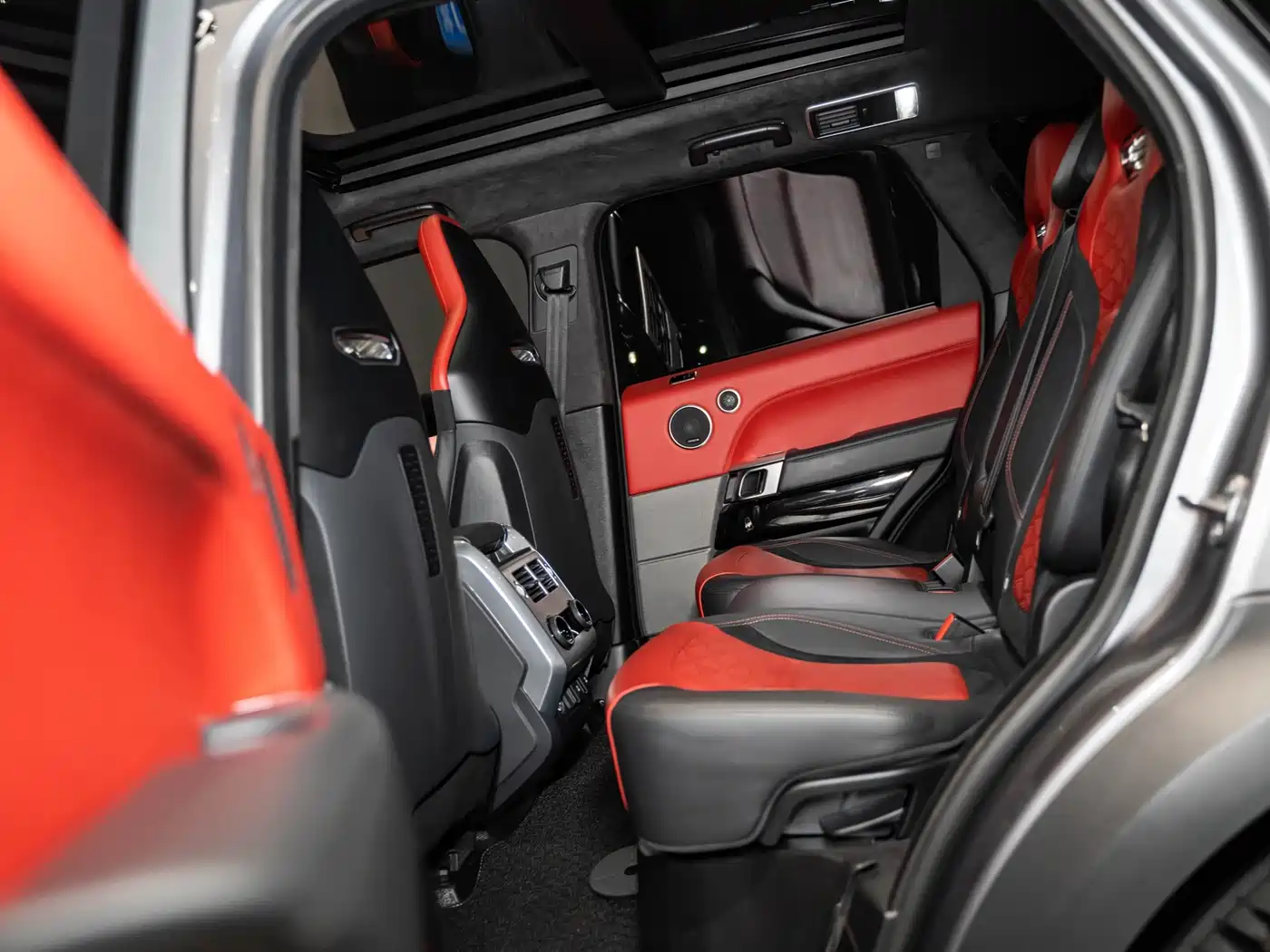 Land Rover Range Rover Sport 2021 5.0 SC V8 SVR фото 23
