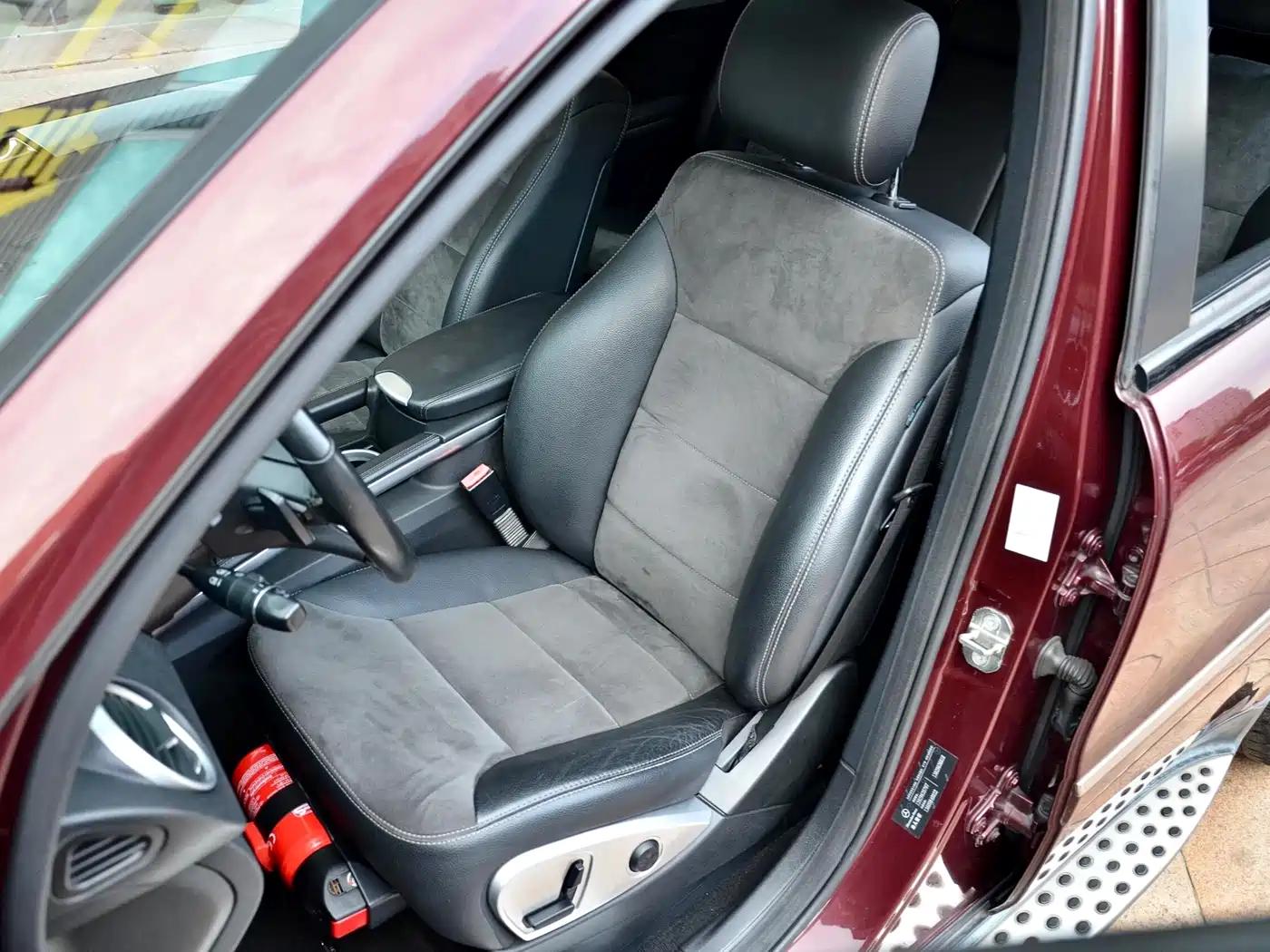 Mercedes-Benz M-Class 2010 ML 300 4MATIC фото 9