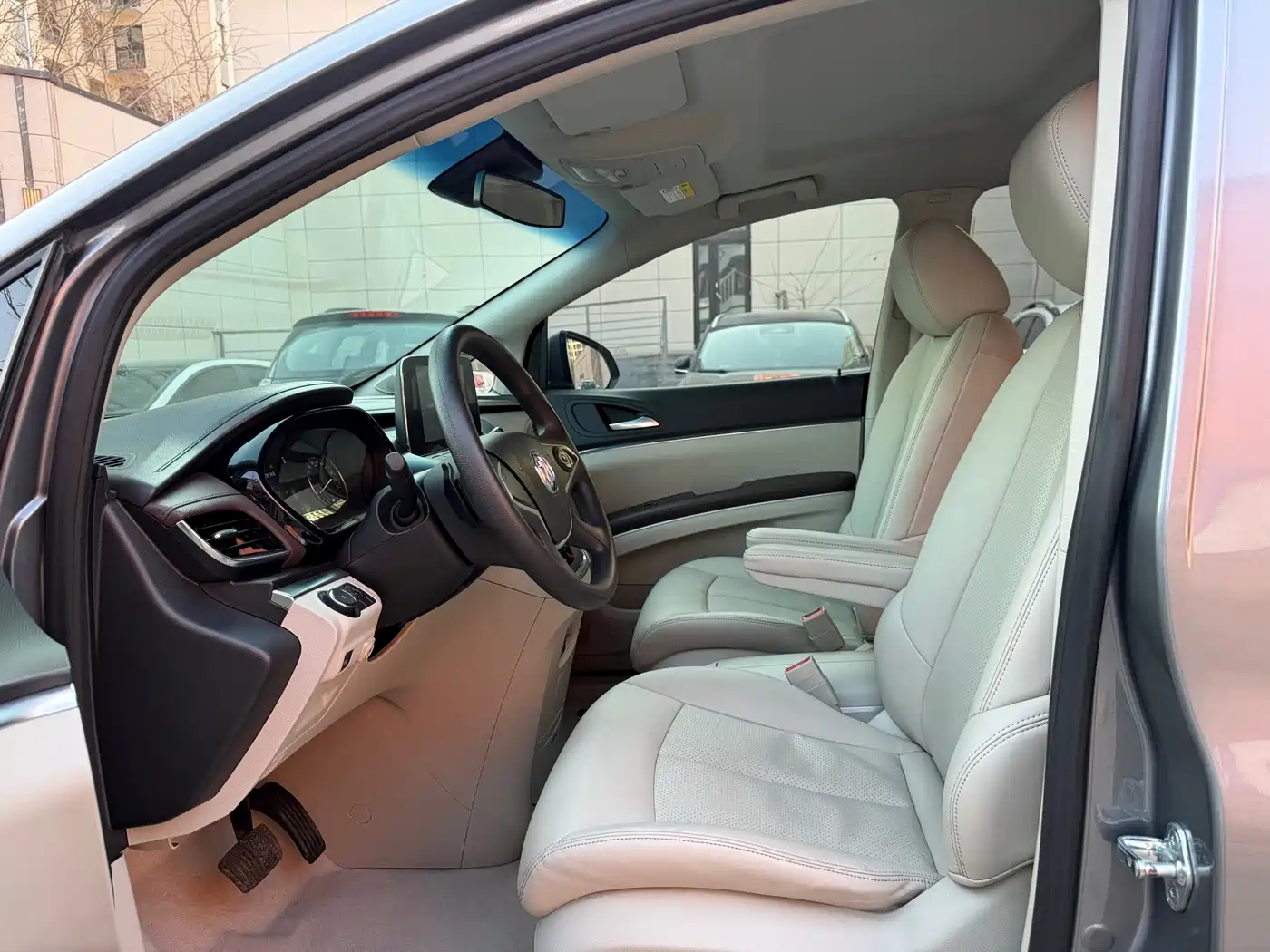BUICK GL8