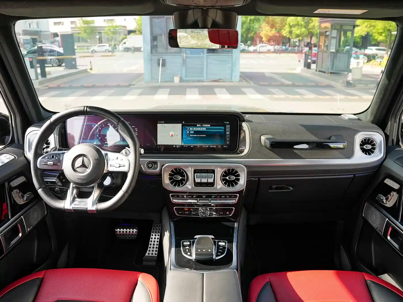 Mercedes-Benz G-Class AMG 2022 AMG G 63 фото 17