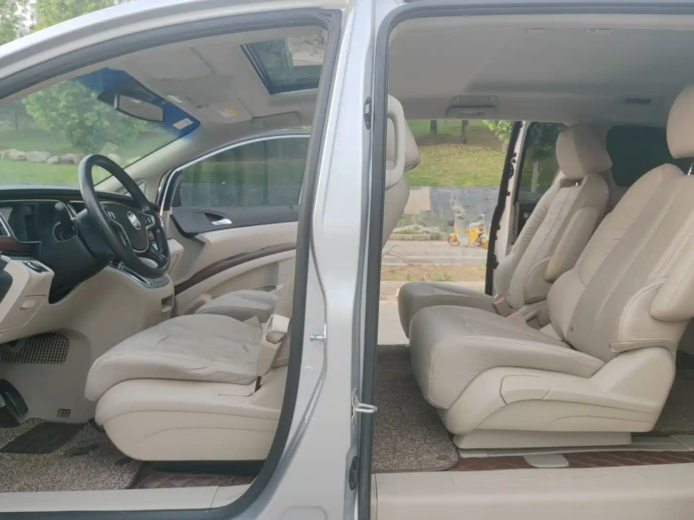 Buick GL8 2017 25S Luxury China V фото 14