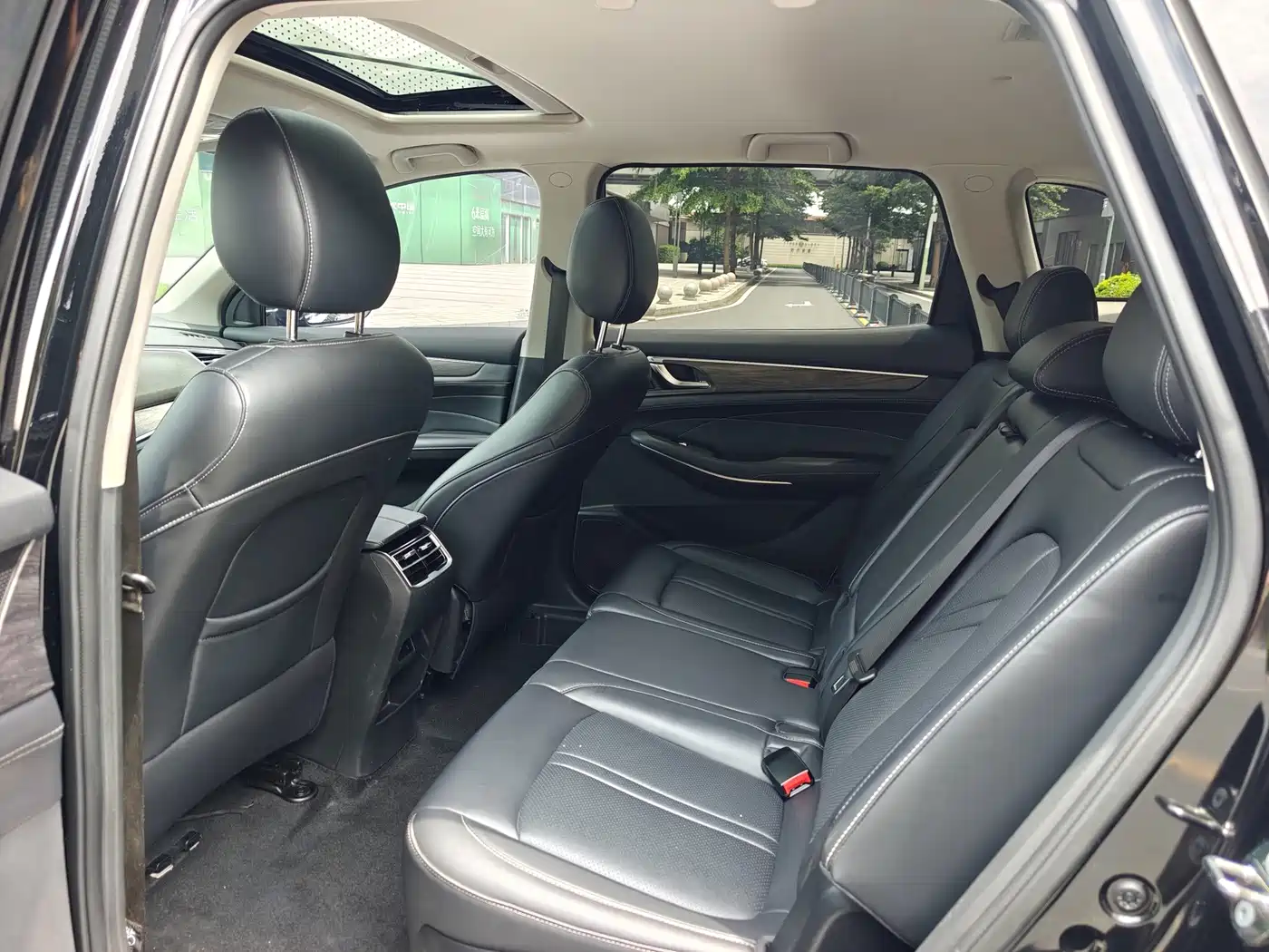 Landian E5 2024 2024 Glory Edition 100KM Premium Type 7-Seater