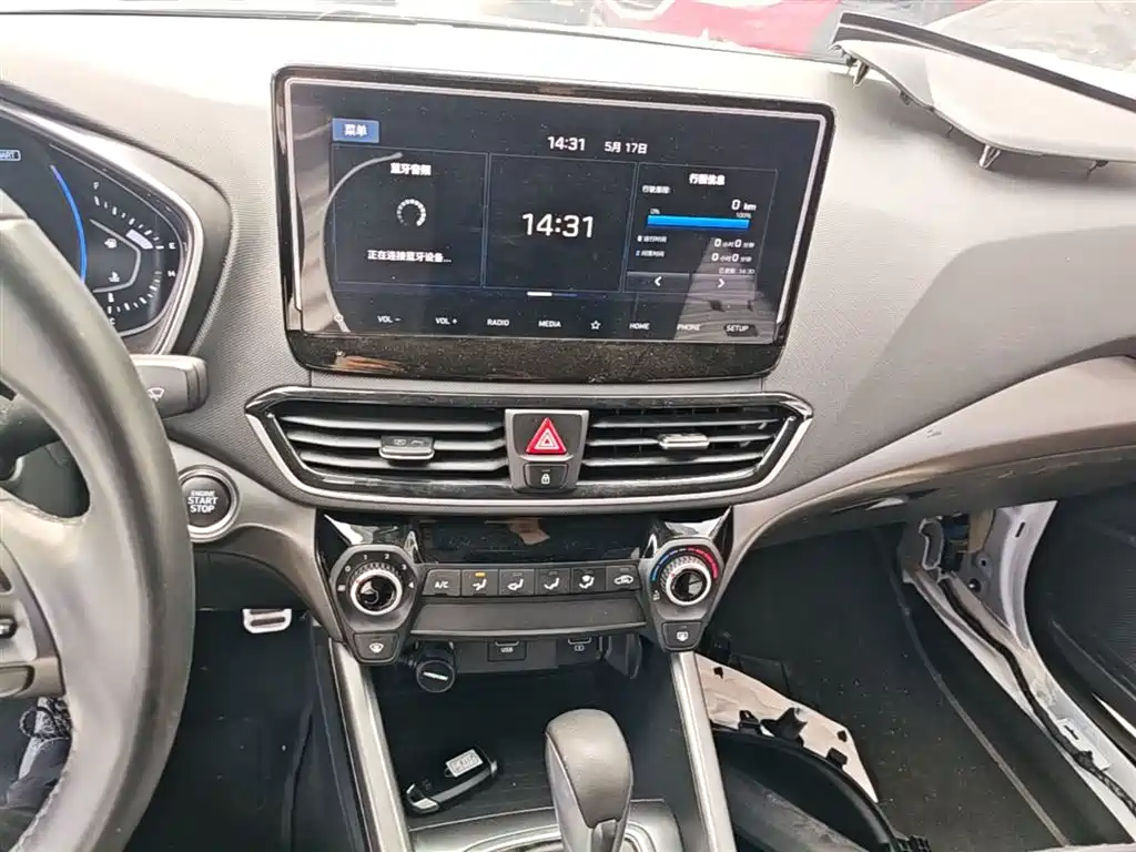 Hyundai Fista 2019 280TGDi Sport Edition China VI фото 13