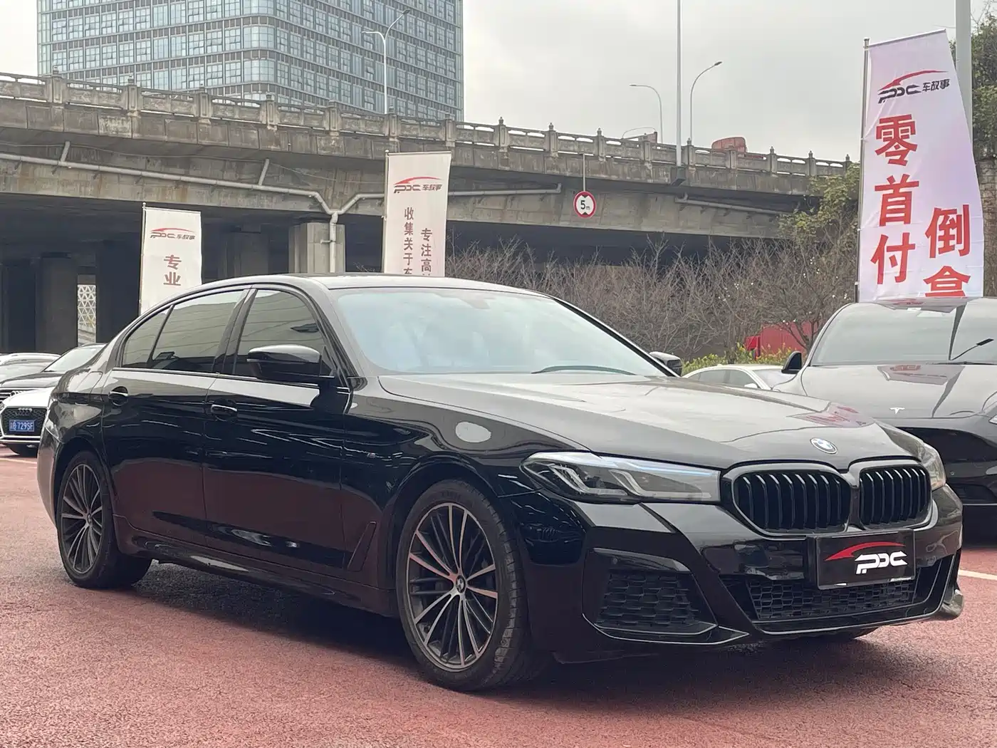 BMW 5 Series 2020 530Li Leading M Sport Package фото 3