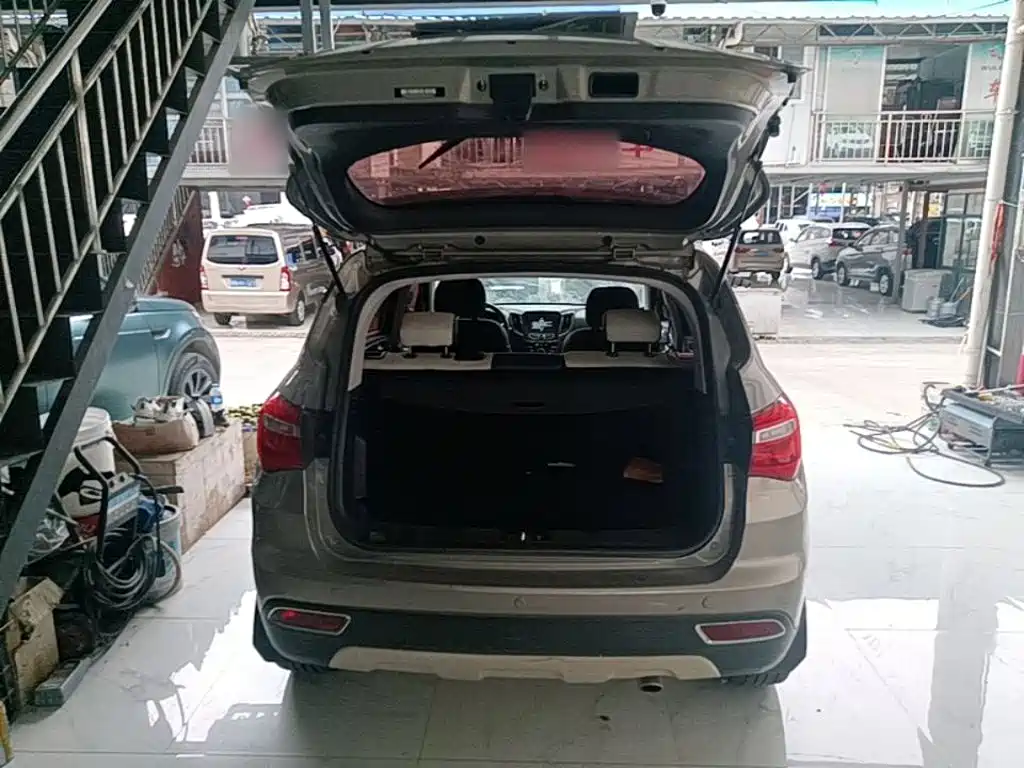Фото 19 - Changan CS35
