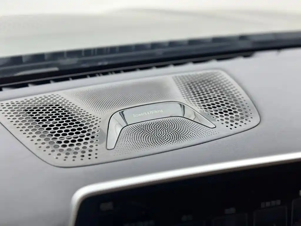 Фото 21 - BMW 7 Series