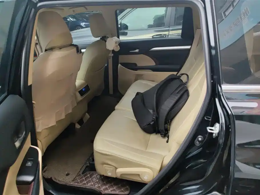 Toyota Highlander 2017 2.0T 4WD Elite 7-Seater фото 11