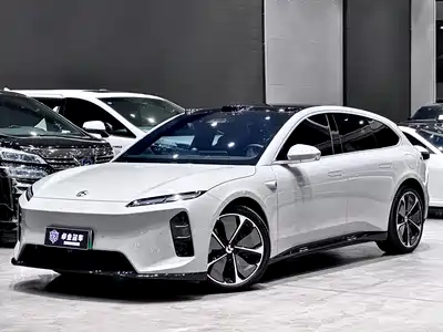 NIO ET5T