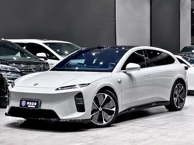 NIO ET5T 2025 75kWh Touring — фото 1