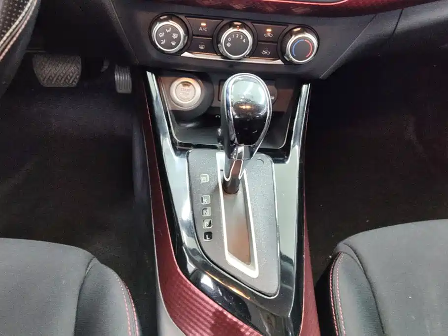 Nissan Bluebird 2019 2019 1.6L CVT Smart Connect Cool Edition China VI