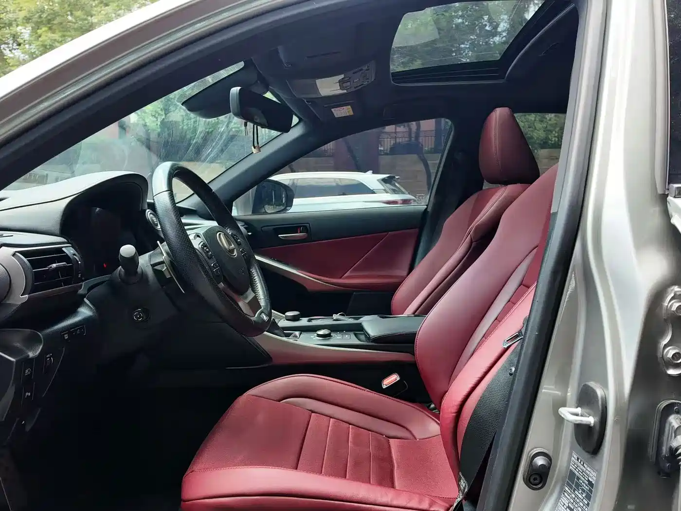 2019 Lexus IS