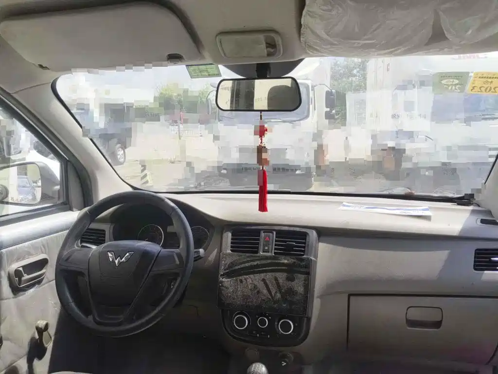 Photo 11 - Wuling Motors Wuling Rongguang V