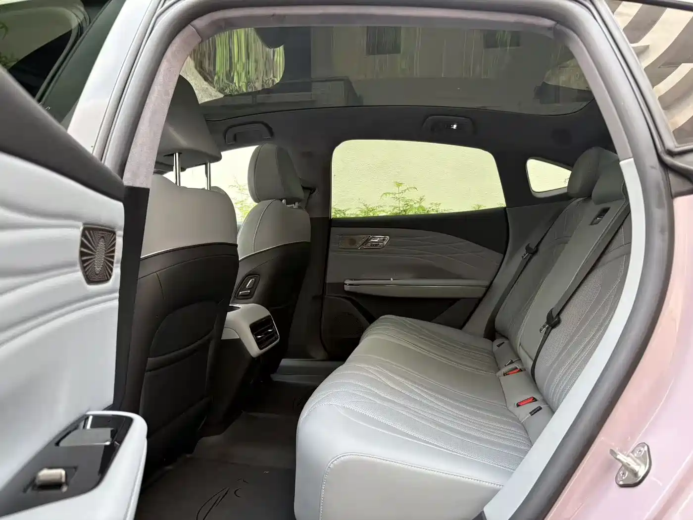 GEELY GALAXY GALAXY E8