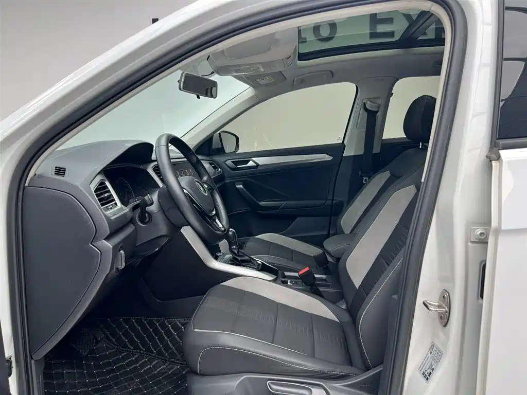 Volkswagen T-ROC 2021 Facelift 280TSI DSG 2WD Elite Smart Connect Edition фото 13