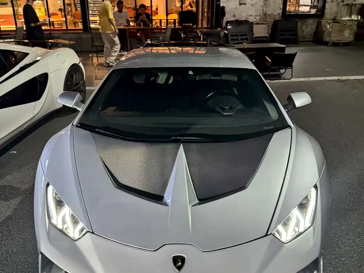 Lamborghini Huracán 2016 LP 600-4 Limited Edition фото 2