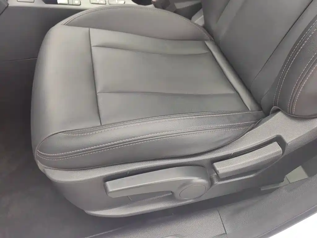 Фото 20 - Haval H6 Coupe