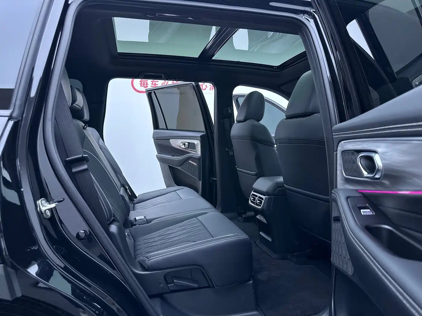 GAC Trumpchi Trumpchi GS8 2025 Pilot Series 2.0TGDI 2WD Luxury Edition 5-seater фото 22