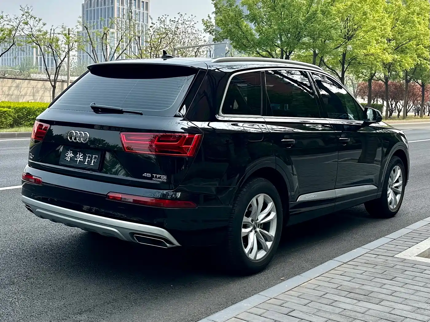 Audi Q7 2019 45 TFSI Comfort фото 5