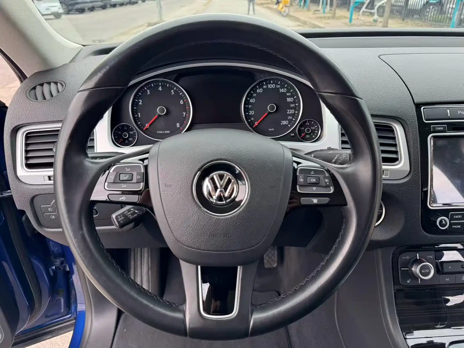 Фото 7 - Volkswagen Touareg