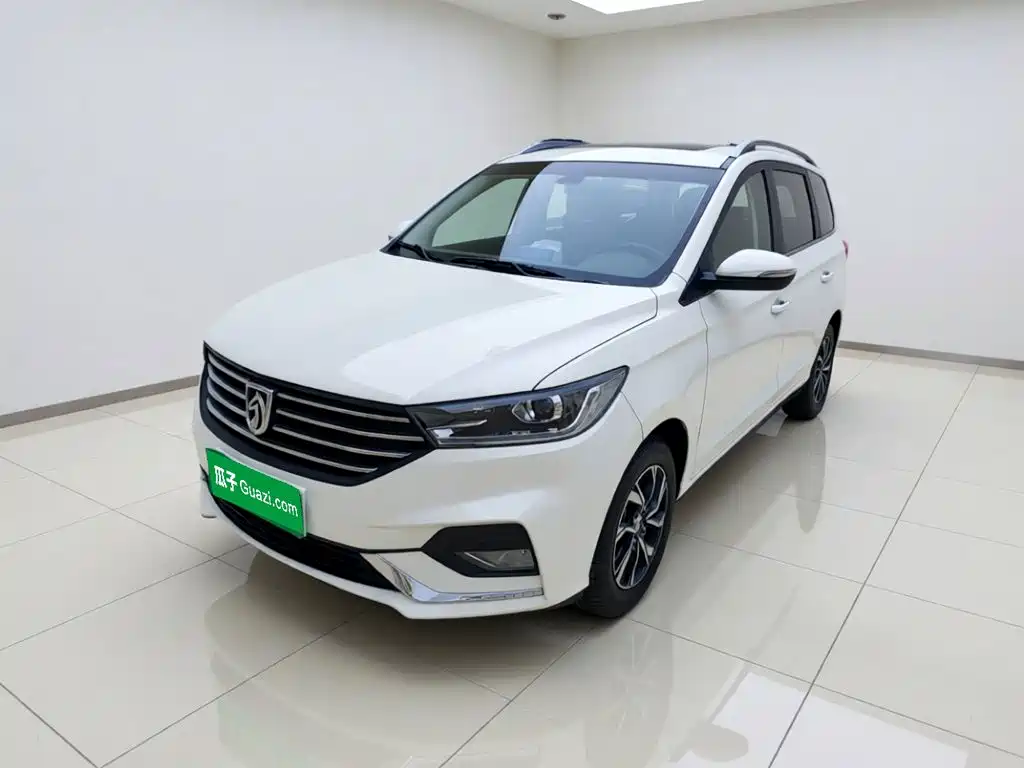 Baojun 360 2019 2018 1.5L Manual Luxury Model China V