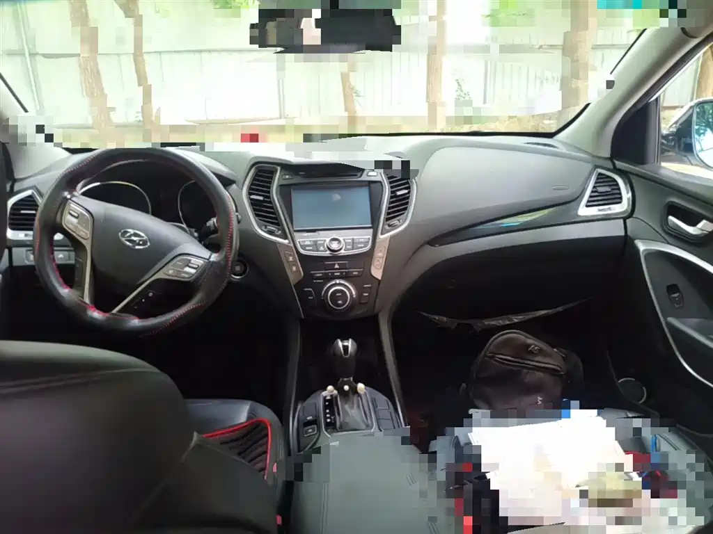 Hyundai Santa Fe 2015 2.0T Automatic 2WD Smart 5-Seater фото 16