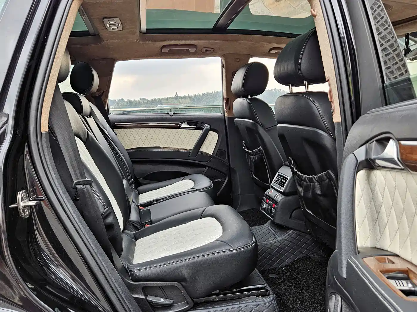Audi Q7 2011 3.0 TFSI Exclusive (245kW) фото 9