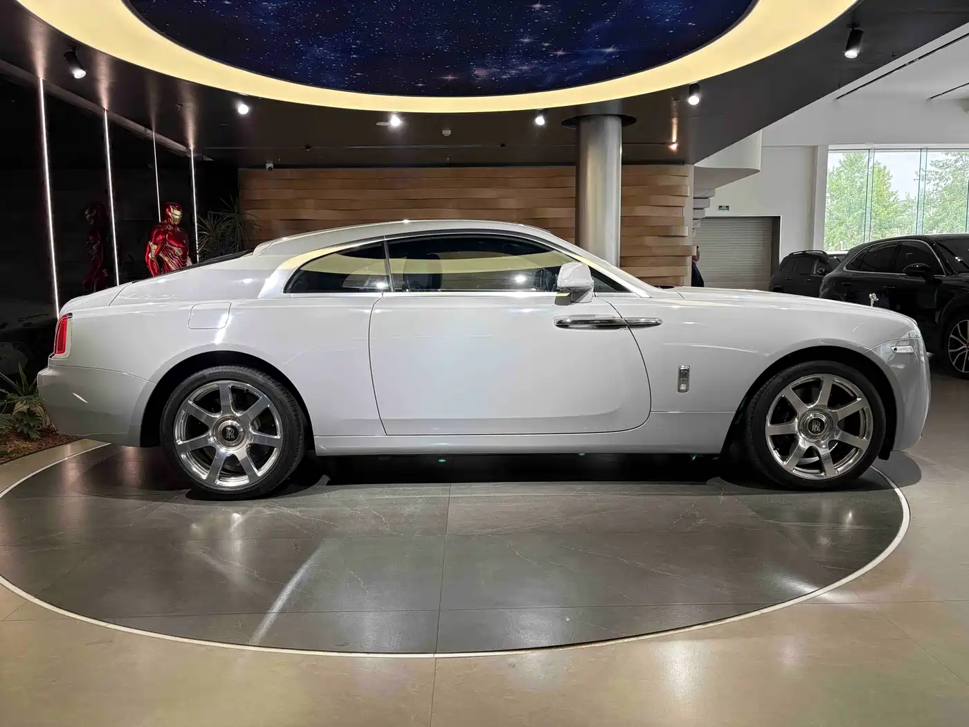 Rolls-Royce Wraith 2013 6.6T Standard фото 4