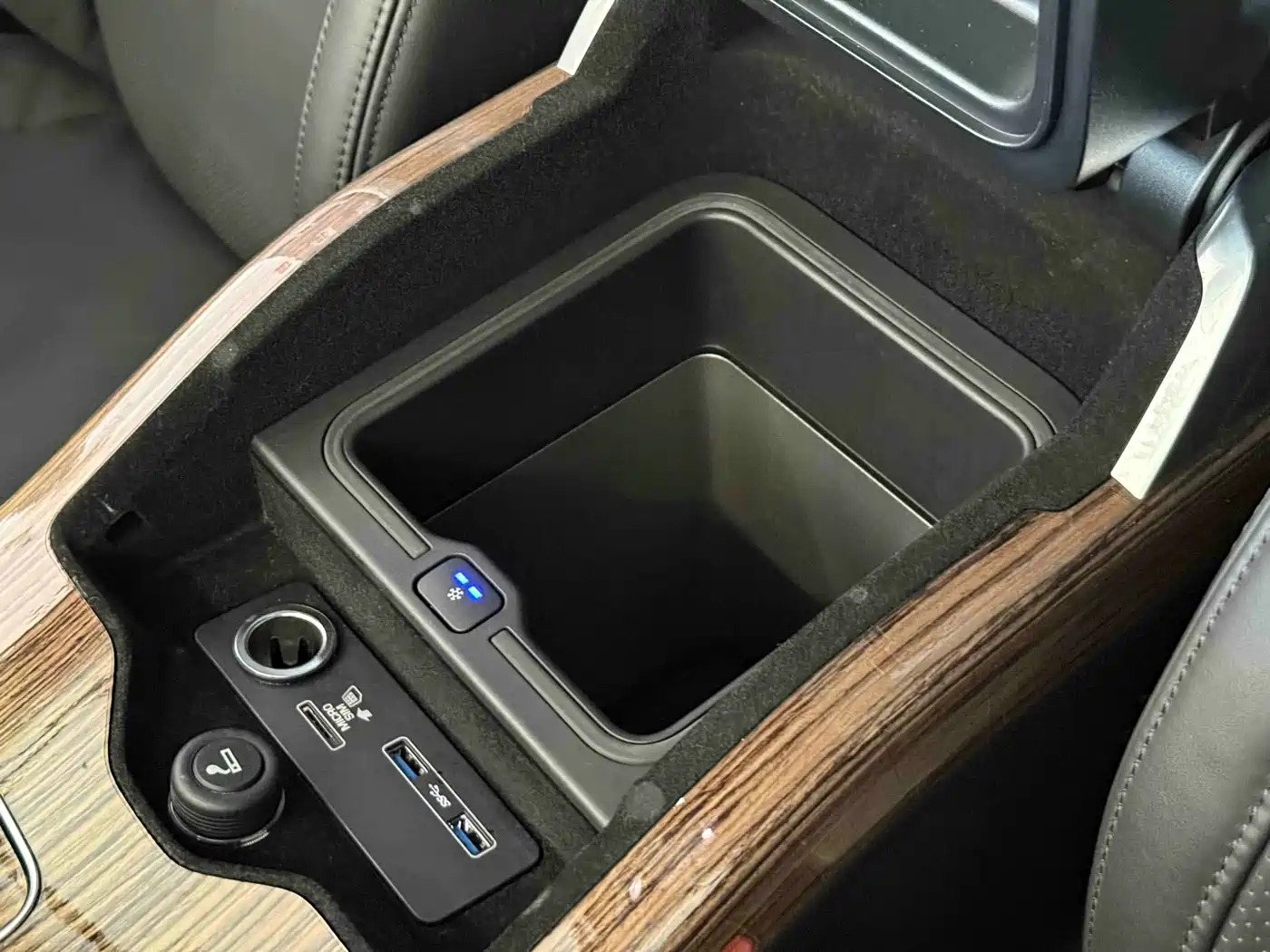 Land Rover Range Rover 2019 3.0 SCV6 Heritage Edition фото 13