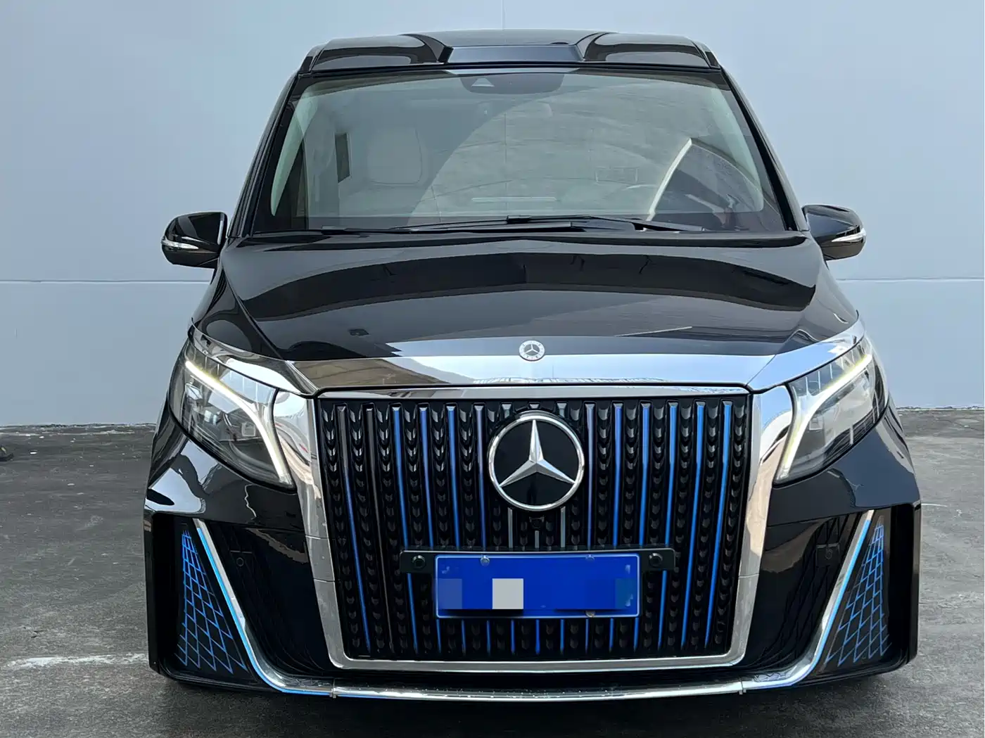 Mercedes-Benz V-Class 2022 V 260 Pilot Edition фото 2