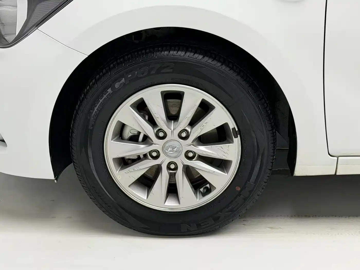 Hyundai Elantra 2020 1.6L Auto GL Pleasing Edition фото 8