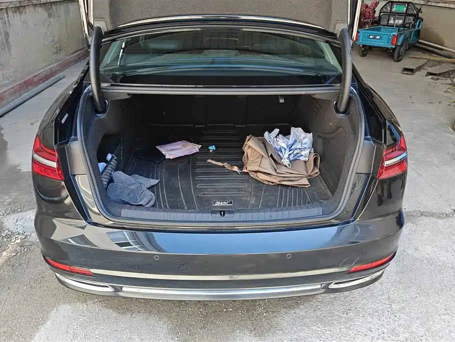 Audi A6L 2021 45 TFSI quattro Exclusive Elegance фото 4