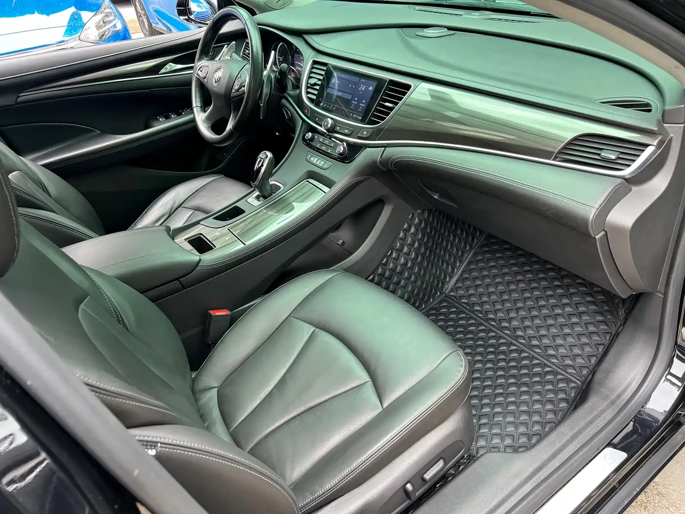 BUICK LACROSSE