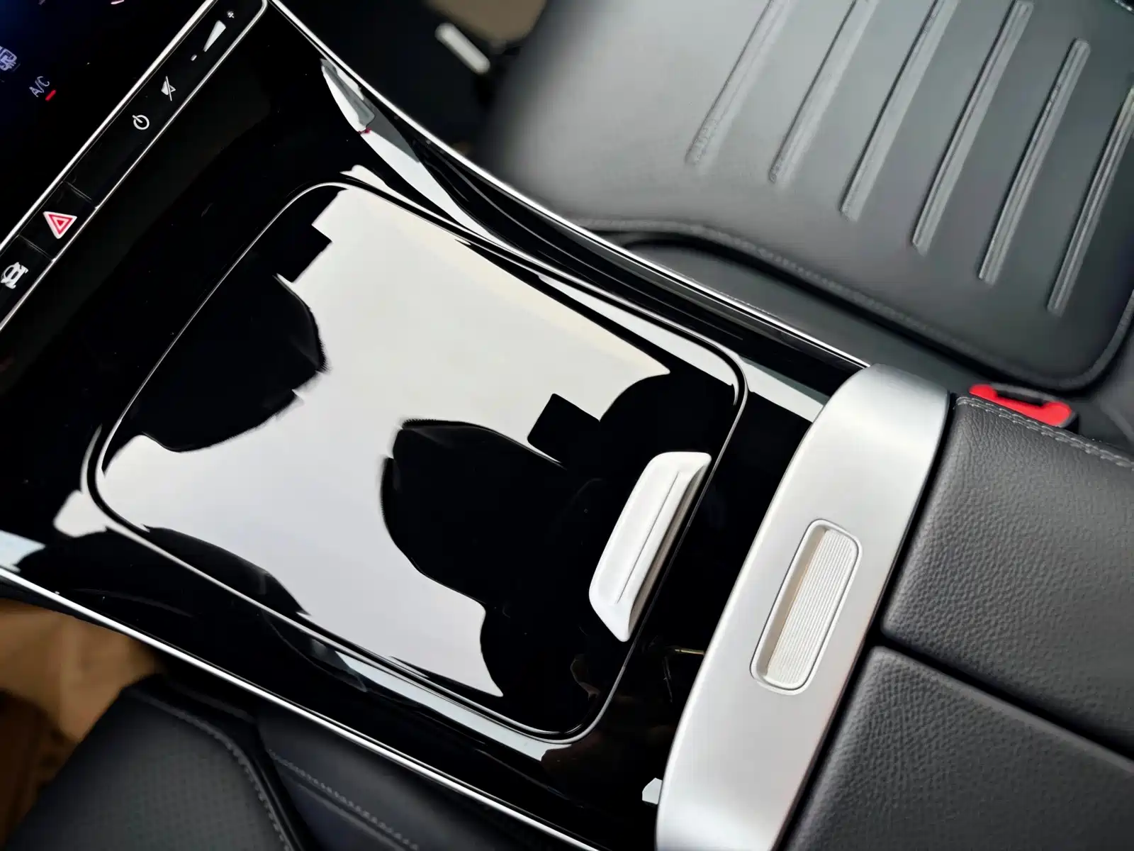 Фото 15 - Mercedes-Benz C-Class