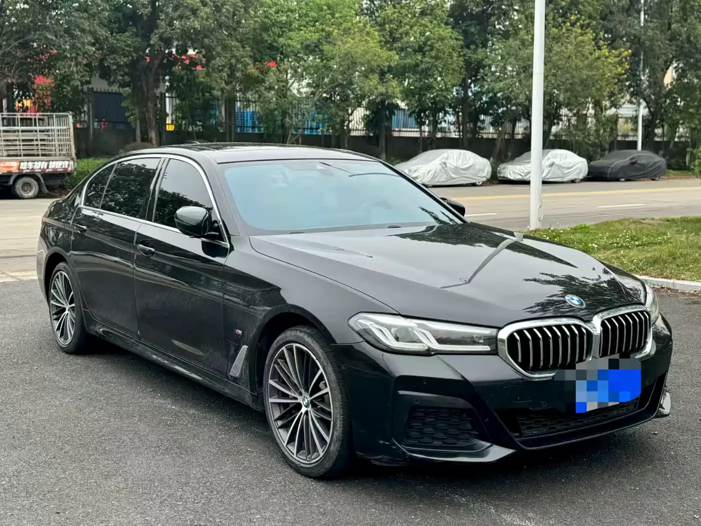 BMW 5 Series 2022 530Li xDrive M Sport Package фото 3