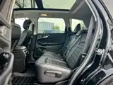 Фото 33 - Ford Edge