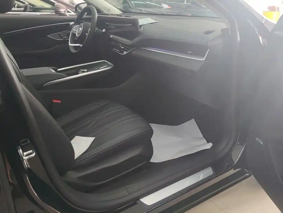 Buick LaCrosse 2025 2025 Platinum Avenir Edition