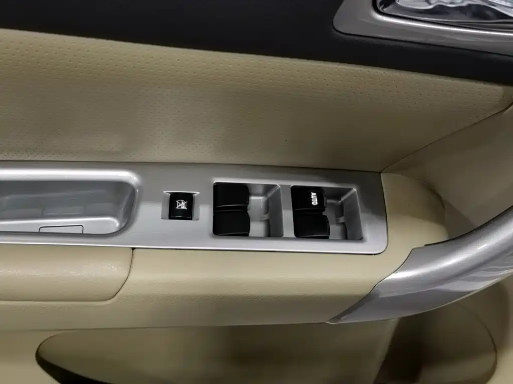 Haval H6 2013 2011 2.0L Manual 2WD Elite Edition