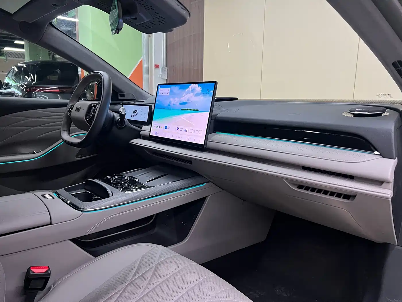 GEELY GALAXY GALAXY SPARKLE 8