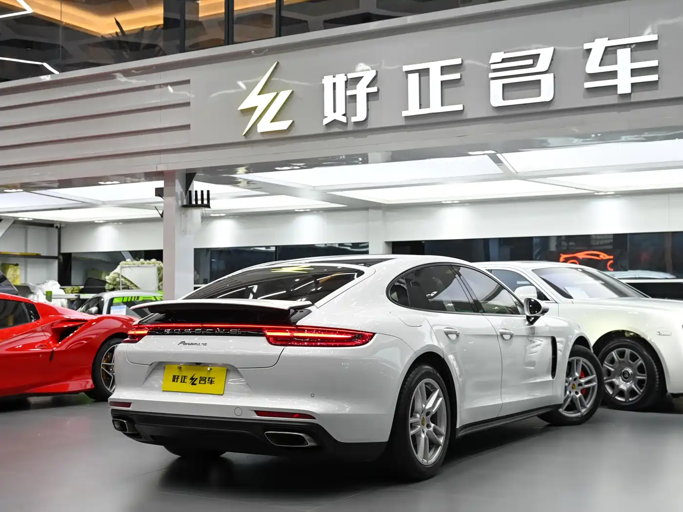 Porsche Panamera 2019 Panamera 2.9T фото 8