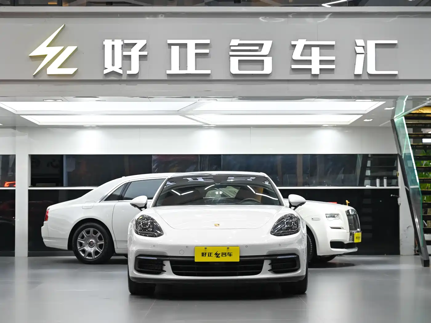 Porsche Panamera 2019 Panamera 2.9T фото 3