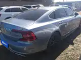 Photo 3 - Volvo S90
