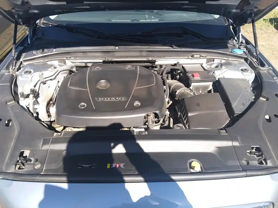 Photo 10 - Volvo S90