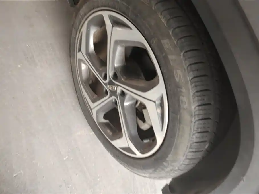 GEELY AUTOMOBILE XINGYUE L